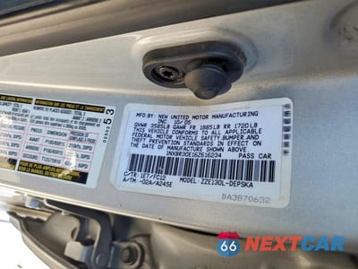 Zdjęcie 13 z 13 samochodu: 2006 TOYOTA COROLLA S VIN:1NXBR30E16Z616234 - miniatura