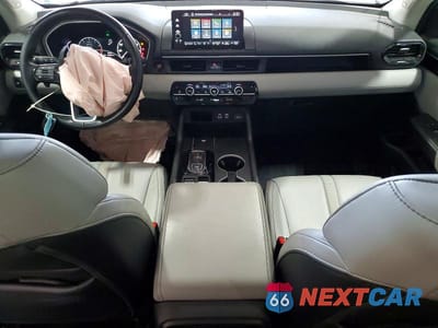 Zdjęcie 8 z 13 samochodu: 2025 HONDA PILOT TOURING VIN:5FNYG1H77SB022331 - miniatura