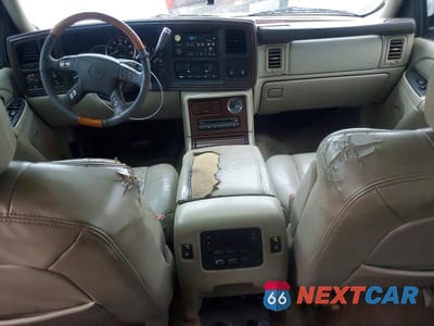 Zdjęcie 8 z 13 samochodu: 2003 CADILLAC ESCALADE LUXURY VIN:1GYEC63T03R318703 - miniatura