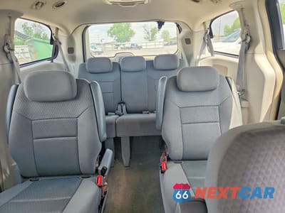 Zdjęcie 10 z 13 samochodu: 2010 CHRYSLER TOWN & COUNTRY TOURING VIN:2A4RR5D17AR176106 - miniatura