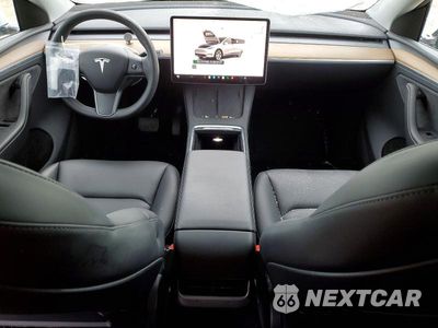 Zdjęcie 8 z 14 samochodu: 2023 TESLA MODEL Y VIN:7SAYGDEE3PA149167 - miniatura