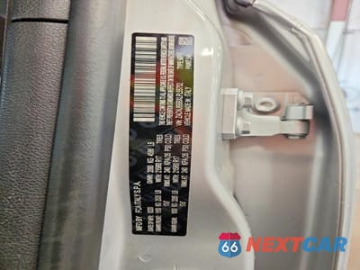 Zdjęcie 13 z 13 samochodu: 2020 JEEP RENEGADE LATITUDE VIN:ZACNJBBBXLPL55752 - miniatura