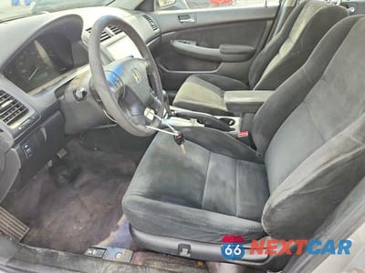 Zdjęcie 7 z 12 samochodu: 2007 HONDA ACCORD EX VIN:1HGCM56767A121589 - miniatura