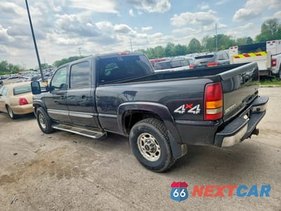 Drugie zdjęcie samochodu z przodu: 2003 GMC SIERRA VIN:1GTGK13UX3F171773 - miniatura