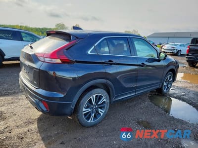 Trzecie zdjęcie samochodu z tyłu: 2025 MITSUBISHI ECLIPSE CROSS SE VIN:JA4ATWAA8SZ005638 - miniatura