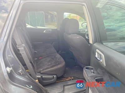 Zdjęcie 6 z 10 samochodu: 2013 NISSAN PATHFINDER S VIN:5N1AR2MM0DC670117 - miniatura