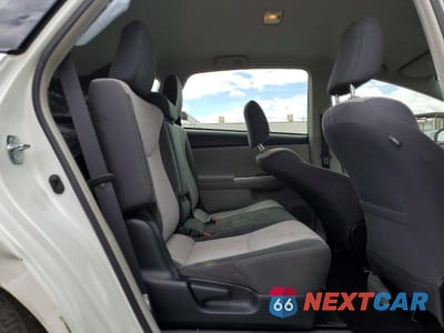 Zdjęcie 10 z 12 samochodu: 2015 TOYOTA PRIUS V THREE VIN:JTDZN3EU0FJ026302 - miniatura
