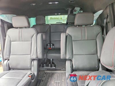 Zdjęcie 10 z 13 samochodu: 2023 CHEVROLET SUBURBAN K1500 RST VIN:1GNSKEKD2PR298130 - miniatura