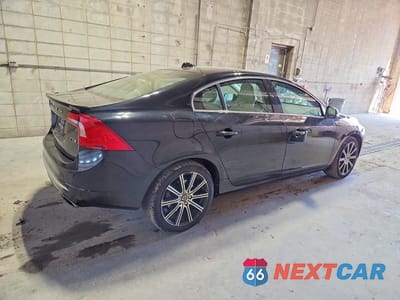 Trzecie zdjęcie samochodu z tyłu: 2018 VOLVO S60 PLATINUM VIN:LYV402HMXJB179852 - miniatura