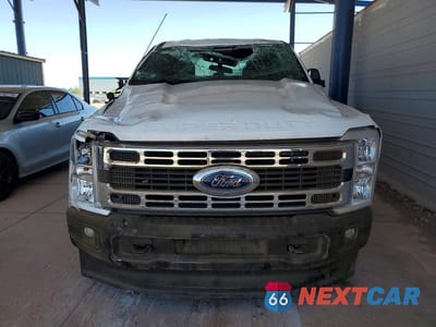 Piąte zdjęcie samochodu w środku: 2024 FORD F250 SUPER DUTY VIN:1FT7W2BT3REE41394 - miniatura