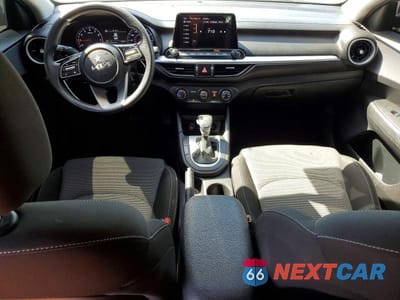 Zdjęcie 8 z 12 samochodu: 2023 KIA FORTE LXS VIN:3KPF24AD5PE585379 - miniatura