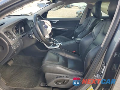 Zdjęcie 7 z 13 samochodu: 2018 VOLVO S60 DYNAMIC VIN:YV140MTL1J2455129 - miniatura