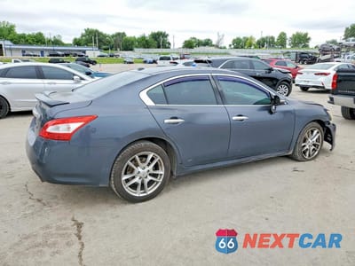 Trzecie zdjęcie samochodu z tyłu: 2010 NISSAN MAXIMA 3.5 S VIN:1N4AA5AP7AC842320 - miniatura