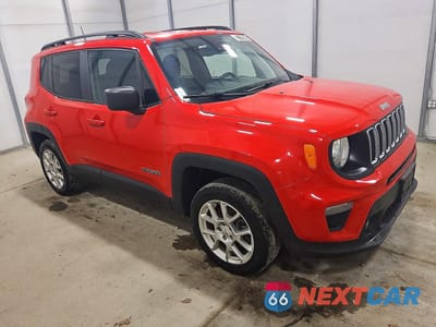 Czwarte zdjęcie samochodu z boku: 2022 JEEP RENEGADE LATITUDE VIN:ZACNJDB16NPN50575 - miniatura