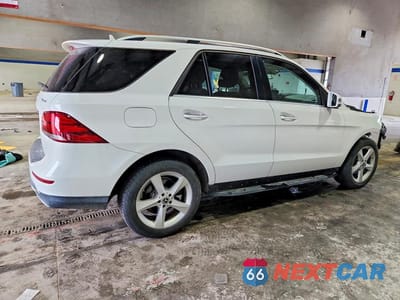 Trzecie zdjęcie samochodu z tyłu: 2017 MERCEDES-BENZ GLE 350 4MATIC VIN:4JGDA5HB2HA969284 - miniatura