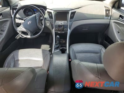 Zdjęcie 8 z 12 samochodu: 2015 HYUNDAI SONATA HYBRID LIMITED VIN:KMHEC4A41FA128008 - miniatura