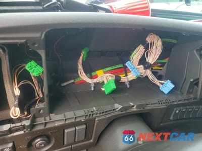 Zdjęcie 8 z 11 samochodu: 2023 VOLVO VN VNL VIN:4V4NC9EH0PN336877 - miniatura
