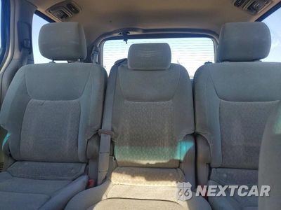 Zdjęcie 10 z 13 samochodu: 2005 TOYOTA SIENNA CE 8 PASSENGER VIN:5TDZA23C95S371331 - miniatura