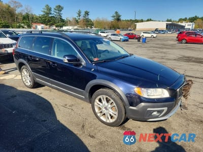 Czwarte zdjęcie samochodu z boku: 2016 VOLVO XC70 T5 PLATINUM VIN:YV4612NM1G1243039 - miniatura