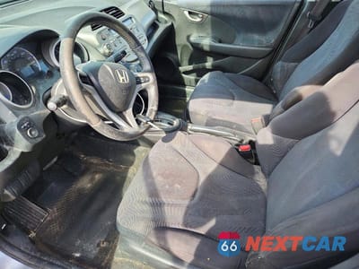 Zdjęcie 7 z 12 samochodu: 2010 HONDA FIT SPORT VIN:JHMGE8H4XAS015535 - miniatura