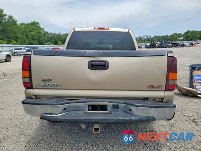 Zdjęcie 6 z 13 samochodu: 2006 GMC NEW SIERRA C1500 VIN:2GTEC13V661336128 - miniatura