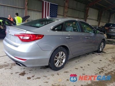 Trzecie zdjęcie samochodu z tyłu: 2017 HYUNDAI SONATA SE VIN:5NPE24AF8HH576654 - miniatura