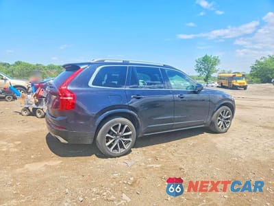 Trzecie zdjęcie samochodu z tyłu: 2016 VOLVO XC90 T6 VIN:YV4A22PK6G1021812 - miniatura