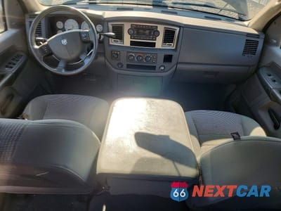 Zdjęcie 8 z 12 samochodu: 2007 DODGE RAM 1500 ST VIN:1D7HU18267S223442 - miniatura