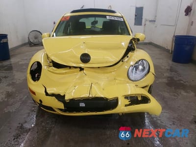 Piąte zdjęcie samochodu w środku: 2009 VOLKSWAGEN NEW BEETLE S VIN:3VWRW31C19M511417 - miniatura