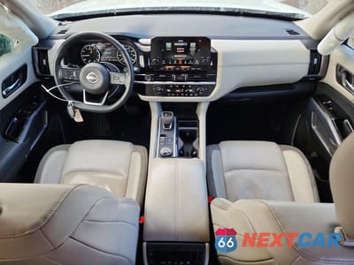 Zdjęcie 8 z 13 samochodu: 2022 NISSAN PATHFINDER SL VIN:5N1DR3CC4NC269487 - miniatura