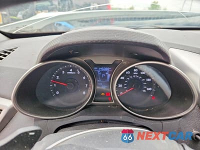 Zdjęcie 9 z 12 samochodu: 2014 HYUNDAI VELOSTER BASE VIN:KMHTC6AD7EU183580 - miniatura