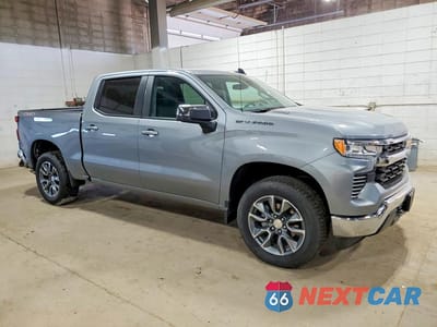 Czwarte zdjęcie samochodu z boku: 2025 CHEVROLET SILVERADO K1500 LT-L VIN:3GCPKKEK1SG393780 - miniatura