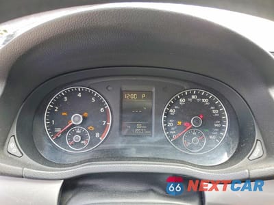 Zdjęcie 9 z 13 samochodu: 2014 VOLKSWAGEN PASSAT S VIN:1VWAP7A39EC006156 - miniatura