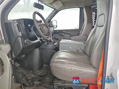 Zdjęcie 7 z 13 samochodu: 2013 CHEVROLET EXPRESS G2500 VIN:1GCWGFCA1D1903481 - miniatura
