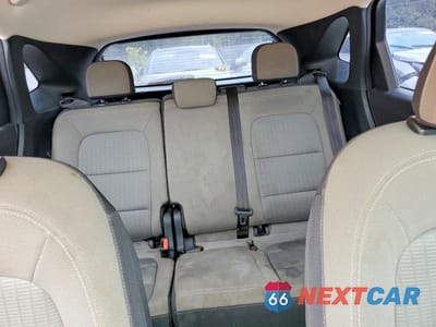 Zdjęcie 13 z 14 samochodu: 2022 FORD ESCAPE S VIN:1FMCU0F62NUA82001 - miniatura