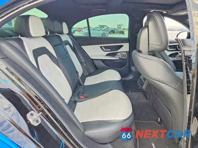 Zdjęcie 10 z 13 samochodu: 2025 MERCEDES-BENZ E AMG 53E 4MATIC VIN:W1KLF6DBXSA137119 - miniatura