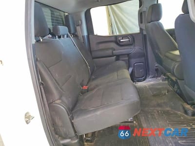 Zdjęcie 10 z 12 samochodu: 2020 CHEVROLET SILVERADO K1500 VIN:1GCPYAEH4LZ124199 - miniatura
