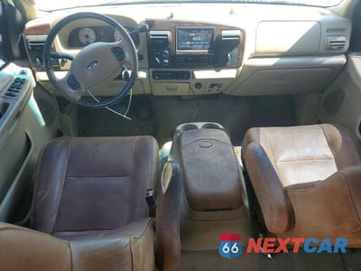 Zdjęcie 8 z 13 samochodu: 2005 FORD F350 SUPER DUTY VIN:1FTWW33P45EC64125 - miniatura