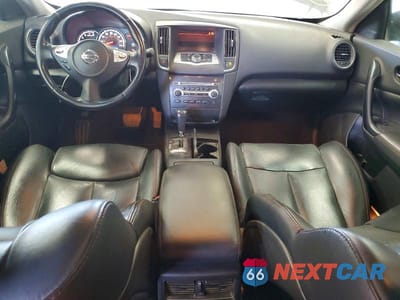 Zdjęcie 8 z 12 samochodu: 2012 NISSAN MAXIMA 3.5 S VIN:1N4AA5AP0CC823014 - miniatura