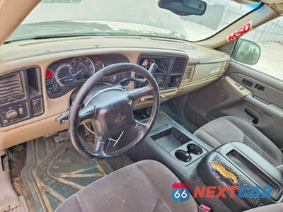 Zdjęcie 8 z 12 samochodu: 2001 CHEVROLET SILVERADO C1500 VIN:2GCEC19T511211247 - miniatura