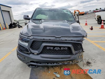 Piąte zdjęcie samochodu w środku: 2024 RAM 1500 REBEL VIN:1C6SRFLT3RN162865 - miniatura