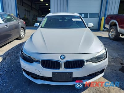 Piąte zdjęcie samochodu w środku: 2016 BMW 320 XI VIN:WBA8E5G58GNU19274 - miniatura