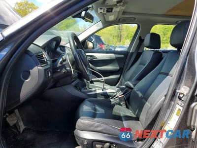 Zdjęcie 7 z 13 samochodu: 2014 BMW X1 XDRIVE28I VIN:WBAVL1C56EVY16566 - miniatura