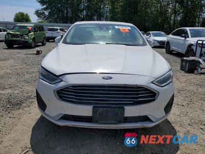 Piąte zdjęcie samochodu w środku: 2019 FORD FUSION SEL VIN:3FA6P0CDXKR117615 - miniatura