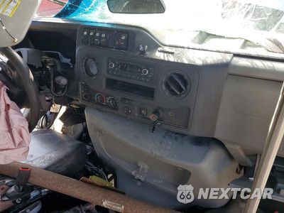 Zdjęcie 8 z 13 samochodu: 2021 FORD ECONOLINE - SHUTTLE BUS VIN:1FDEE3FN7MDC17566 - miniatura