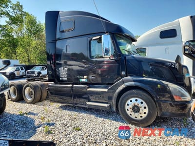 2012 VOLVO VN VNL 4V4NC9EH6CN534552 - główne zdjęcie licytacji z USA - miniatura