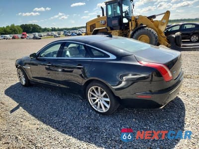 Drugie zdjęcie samochodu z przodu: 2013 JAGUAR XJ VIN:SAJWA1C71D8V44554 - miniatura