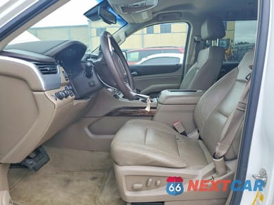 Zdjęcie 7 z 13 samochodu: 2015 GMC YUKON XL K1500 SLT VIN:1GKS2HKC0FR158615 - miniatura