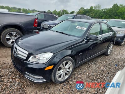 2012 MERCEDES-BENZ C 250 WDDGF4HB8CR236542 - główne zdjęcie licytacji z USA - miniatura