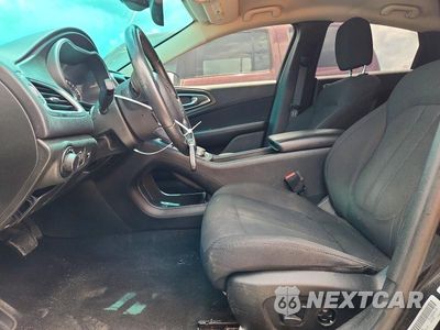 Zdjęcie 7 z 12 samochodu: 2015 CHRYSLER 200 LIMITED VIN:1C3CCCAB6FN599976 - miniatura